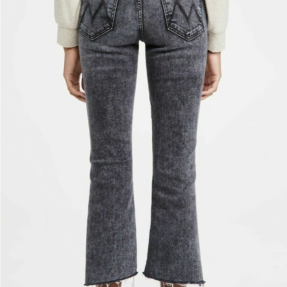 MOTHER The Insider Crop Step Fray jeans in the Train Stops